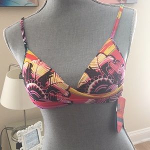 Brazilian top biquíni